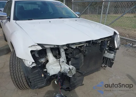 2015 Chrysler 300 Limited from USA, damaged, VIN 2C3CCAAG0FH931113